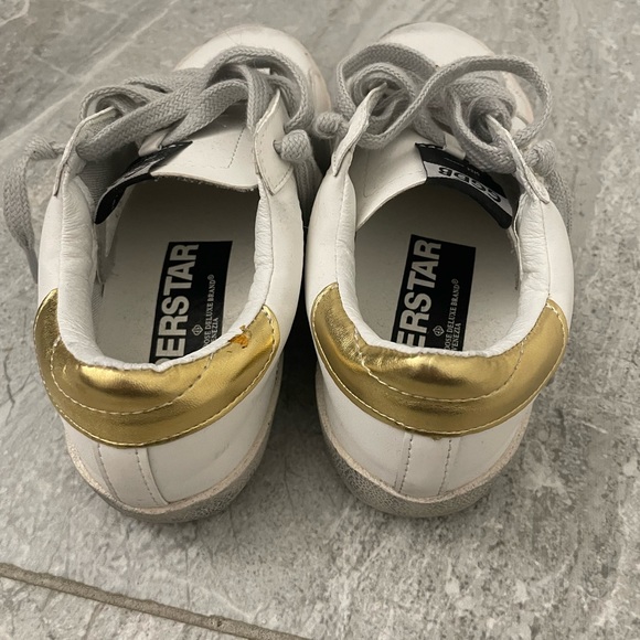 Sneakers - Picture 2 of 4